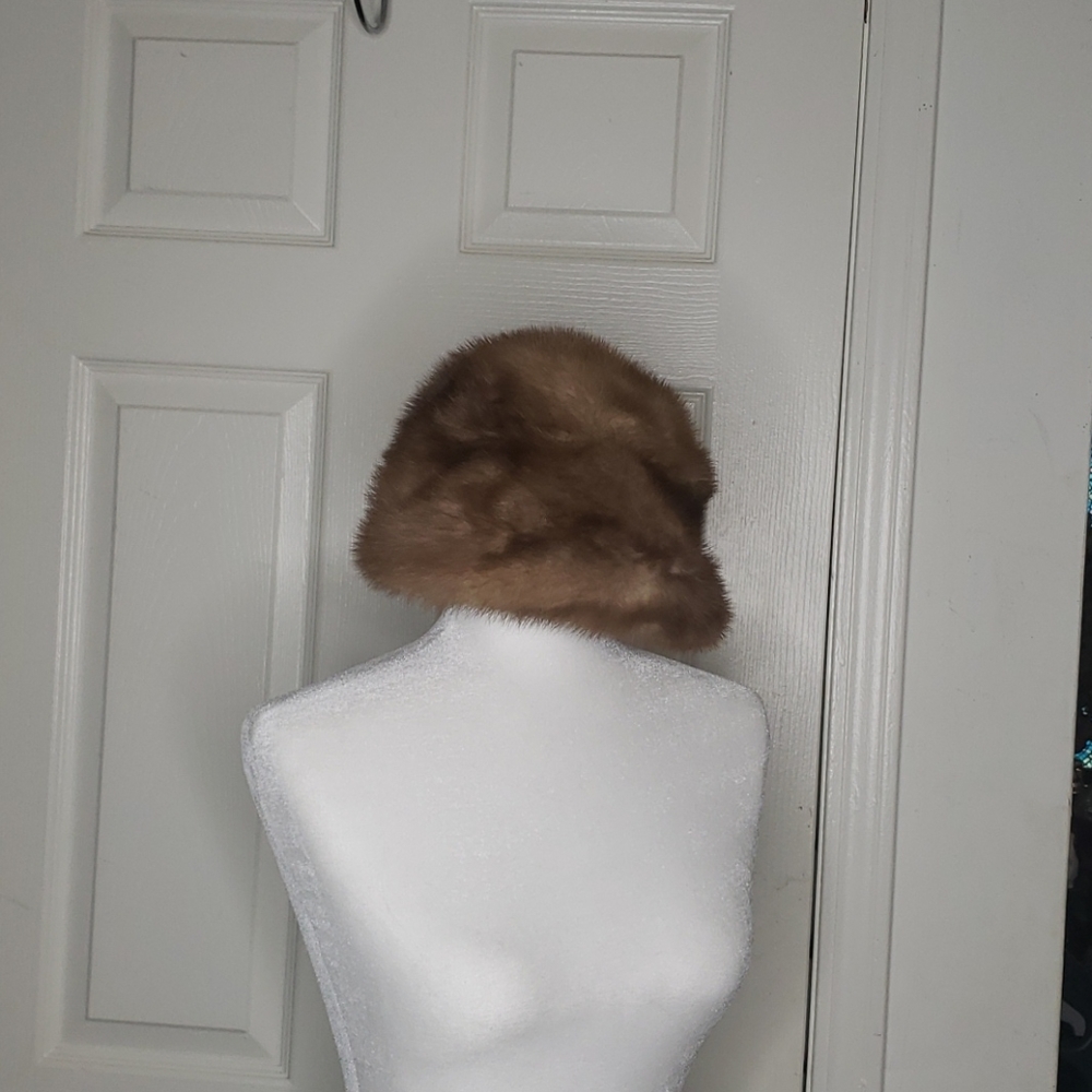 Lora Light Tan Beige Fur Hat